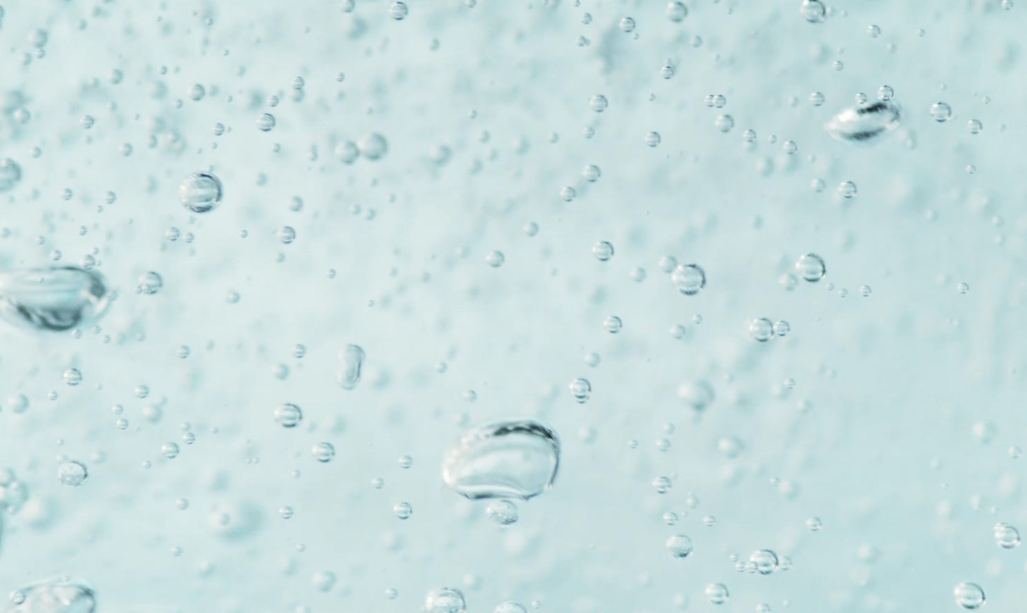 A Guide To Hyaluronic Acid & Hydrating Skincare