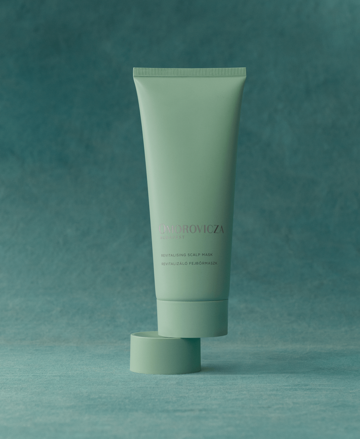 How To Rescue A Dry, Itchy Scalp