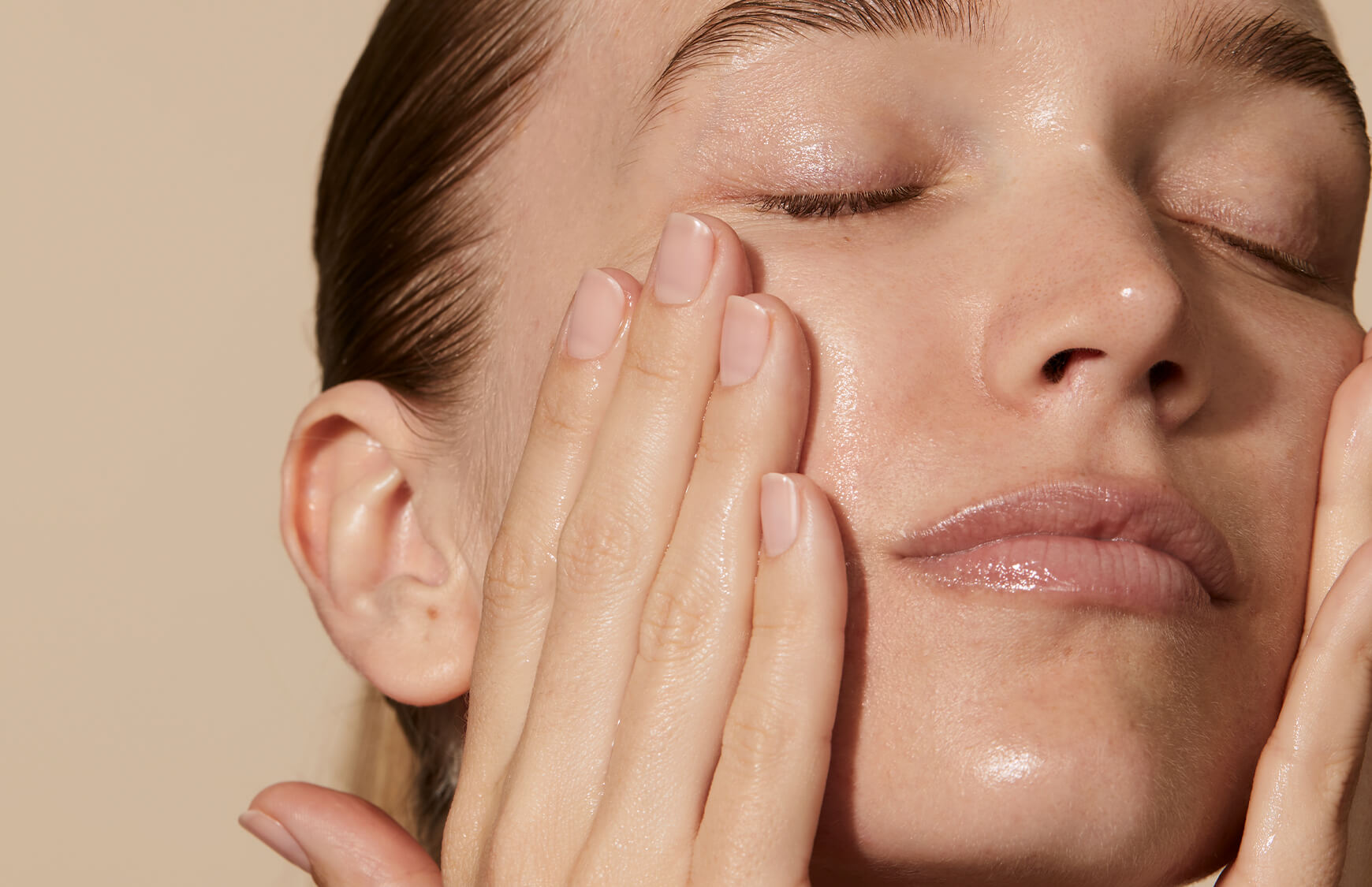 5 Winter Skincare Routine Tips for Dry Skin